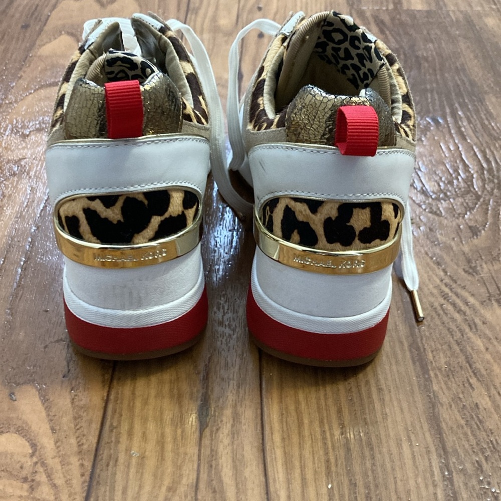 Michael Kors sneakers size 7 - Picture 4 of 6